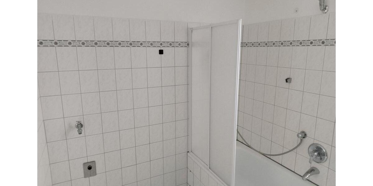 Etagenwohnung Ihlow - 2.5 Zimmer, 80 m&sup2;, 1.100&euro; | Angebot:26268016
