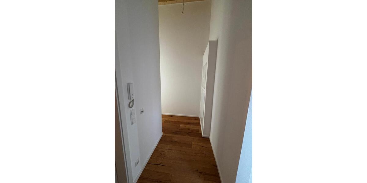 Dachgeschoßwohnung Feichten an der Alz - 4 Zimmer, 89 m&sup2;, 1.215&euro; | Angebot:25481408