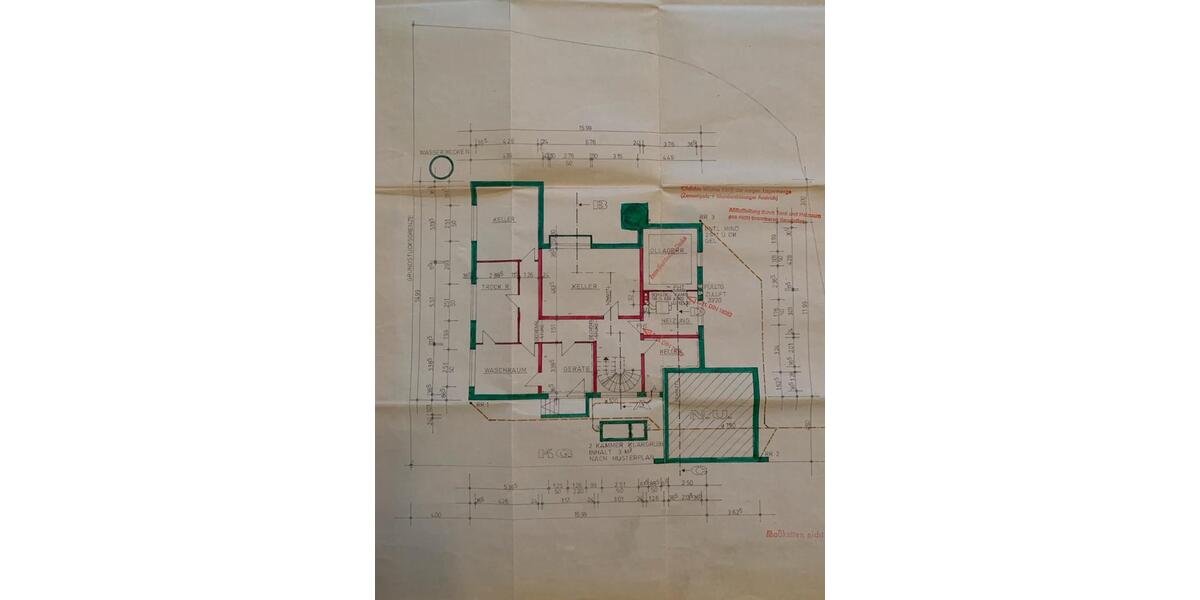 Ein-Zweifamilienhaus mit Pool und Wintergarten 8 zimmer