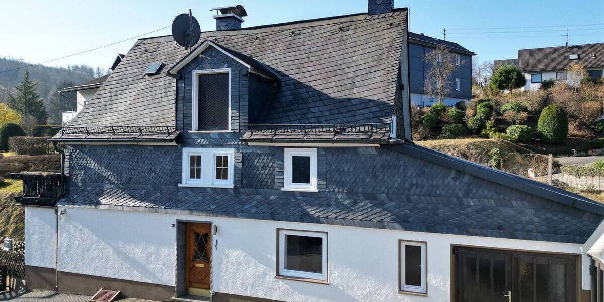 Mehrfamilienhaus, Wohnhaus Siegen Oberschelden - 5 Zimmer, 111 m&sup2;, 265.000&euro; | Angebot:25688496