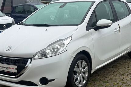 Peugeot 208 71.027 km 5.990 € Hoppegarten 15366