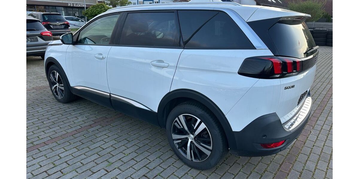 Peugeot 5008 281.000 km 12.495 &euro; Weinheim 69469
