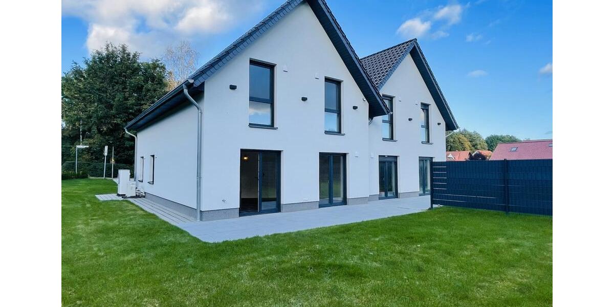 Stilvolles Neubau-Haus: Modernes Wohnen mit Traumküche und Garten 4 zimmer