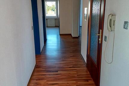 Wohnung Borken (Hessen) - 5 Zimmer, 112 m&sup2;, 900&euro; | Angebot:25353169