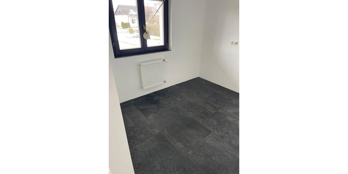 Erdgeschoßwohnung Walldürn - 3 Zimmer, 104 m&sup2;, 970&euro; | Angebot:26313617