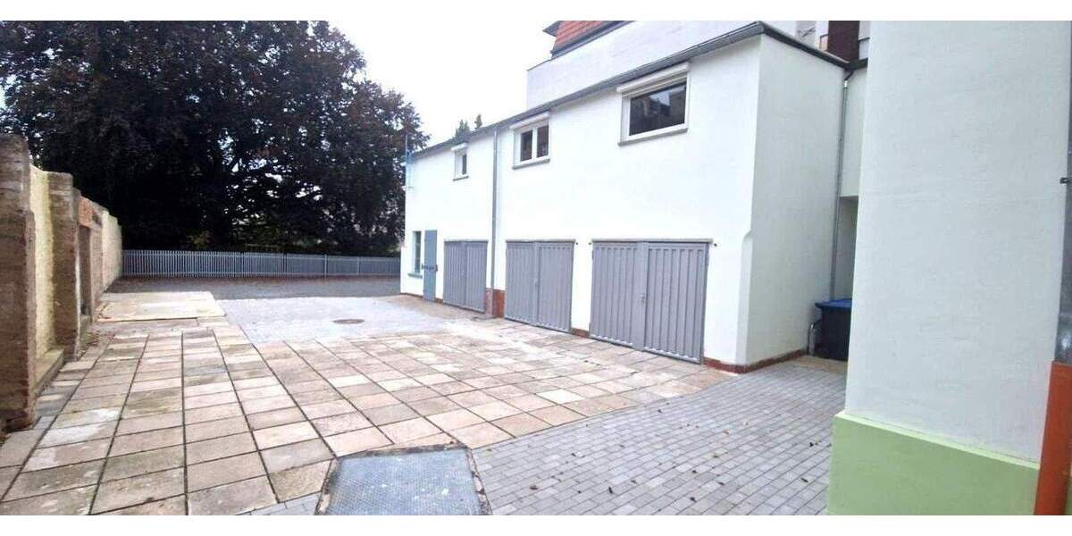 5-Raum-Wohnung mit Einbauküche 5 zimmer