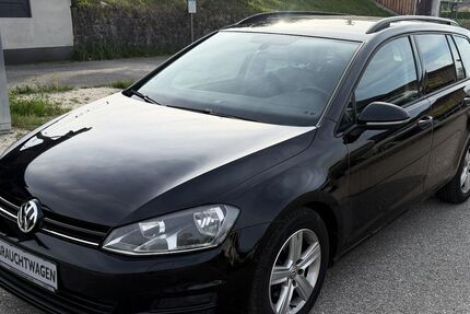 VW Golf 227.850 km 4.390 &euro; Ainring 83404