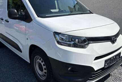Toyota Proace 57.100 km 13.990 &euro; Bergisch Gladbach 51469