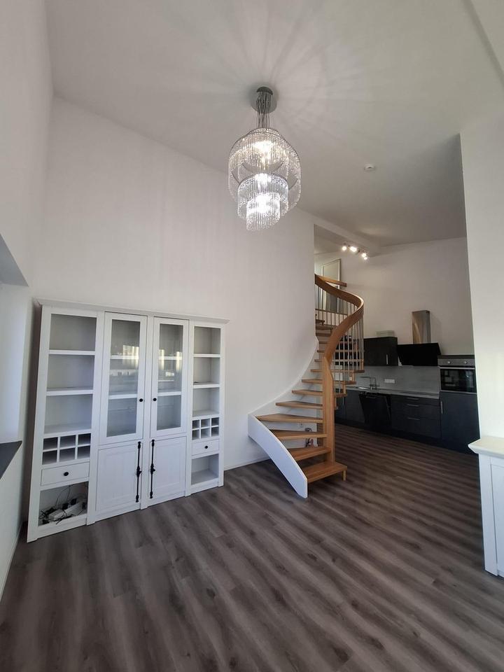 Modernes Loft auf zwei Ebenen mit Blick auf die Trimburg – All-Inclusive-Miete in Elfershausen