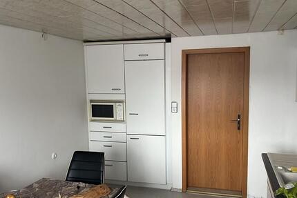Hello 3-Zimmer-Wohnung (93 m) in ruhiger zu vermieten 3 zimmer