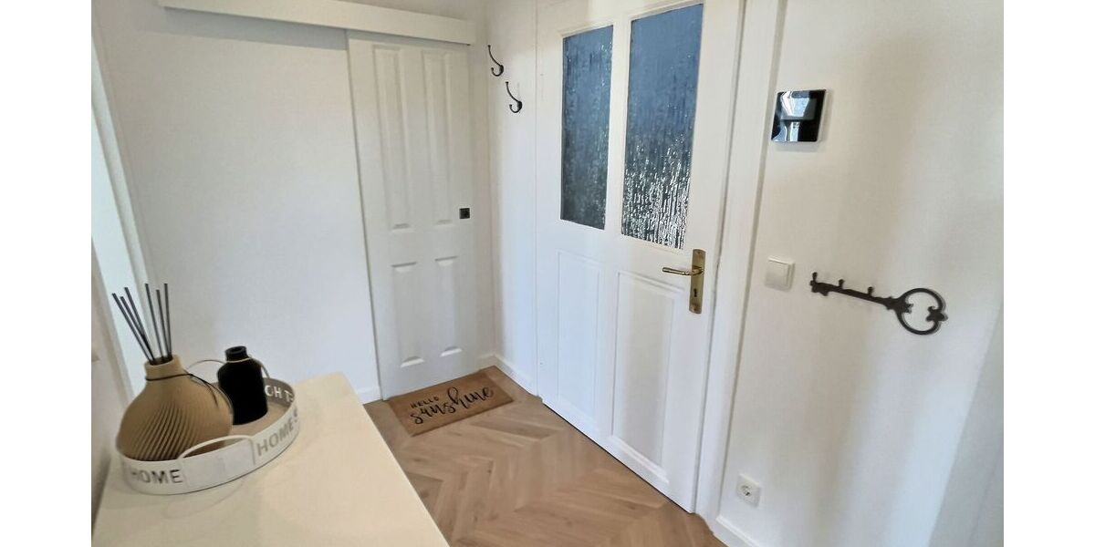 Traumwohnung mit Balkon, Kamin und Einbauküche in Naunhof - Appartement Naunhof | Angebot:26786206
