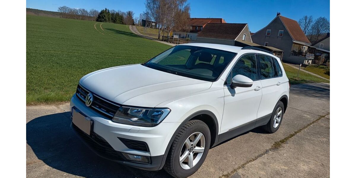 VW Tiguan 93.300 km 23.100 &euro; Schönau-Berzdorf 02899