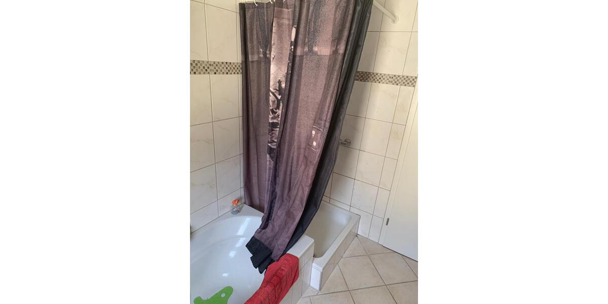 Dachgeschoßwohnung Freudenberg - 3.5 Zimmer, 84 m&sup2;, 820&euro; | Angebot:26296360