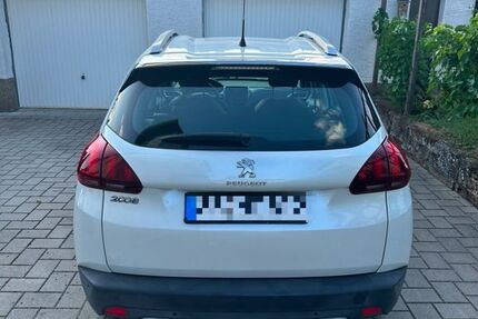 Peugeot 2008 86.500 km 9.900 &euro; Saarbrücken 66130