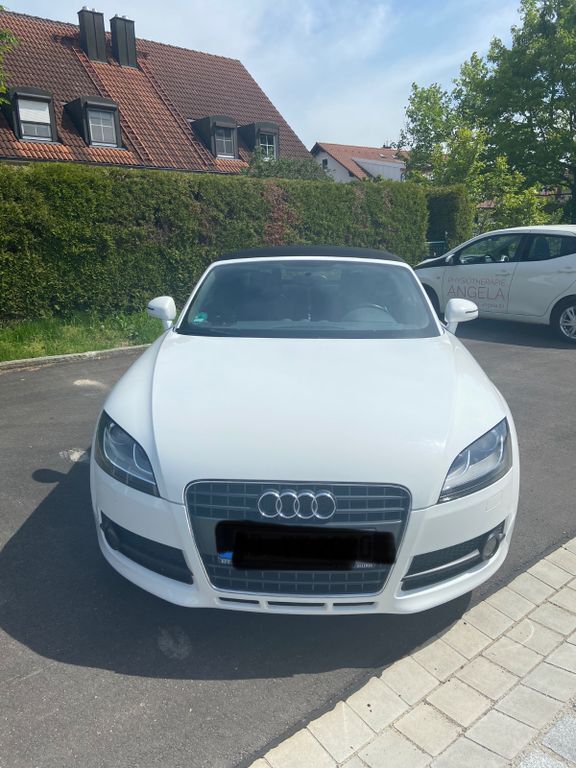 TT