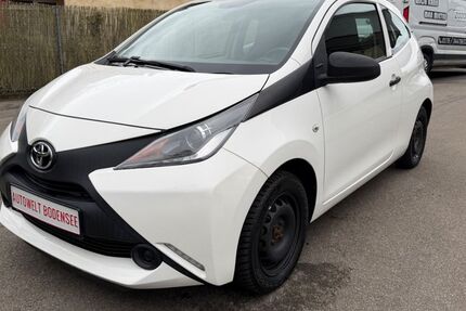 Toyota Aygo (X) 118.300 km 5.500 &euro; Friedrichshafen 88045