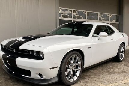 Dodge Challenger 46.867 km 28.450 &euro; Hilchenbach 57271