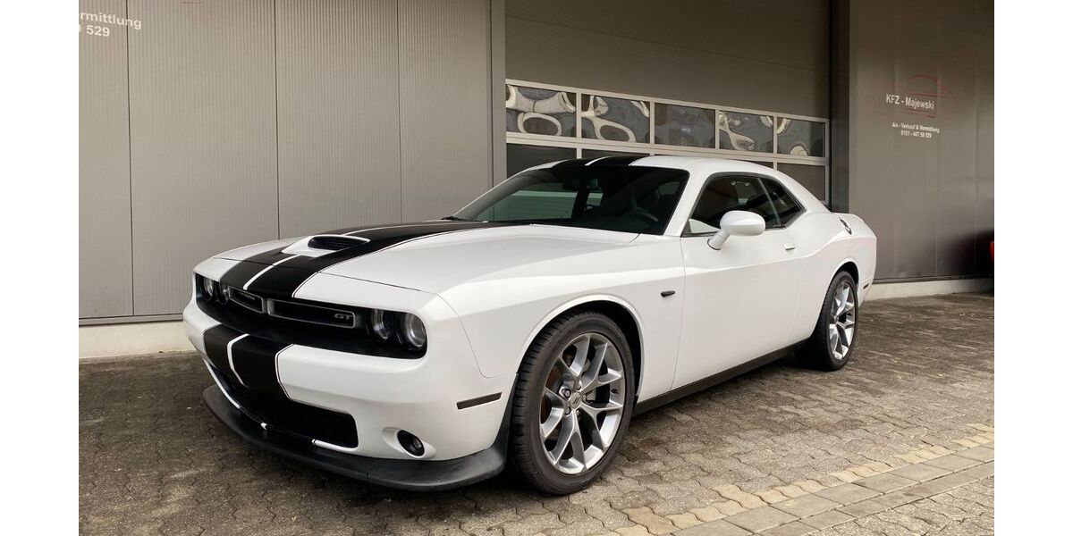 Dodge Challenger 46.867 km 28.450 &euro; Hilchenbach 57271