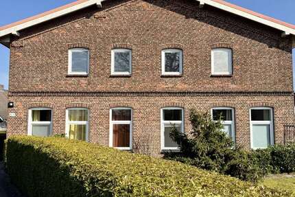 Wohnung Elmshorn - 2 Zimmer, 67 m&sup2;, 590&euro; | Angebot:26423671