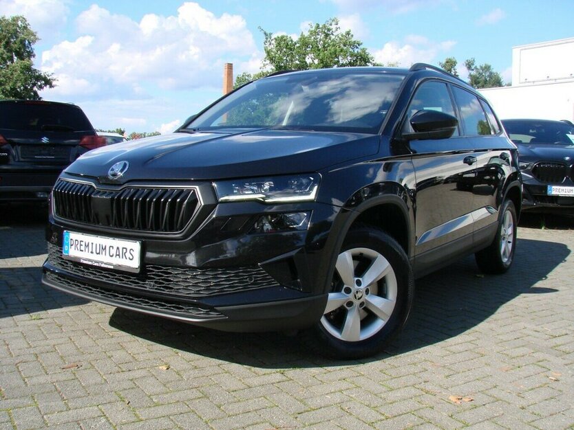 Skoda Karoq 2.0TDi Style 4x4 ACC Navi Kamera 24.001 km 29.980 € Falkensee 14612