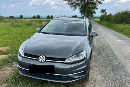 VW Golf 176.000 km 9.800 &euro; Anröchte 59609