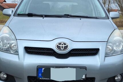 Toyota Corolla Verso 237.300 km 2.750 &euro; Legau 87764