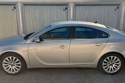 Opel Insignia 134.000 km 5.700 &euro; München 80939