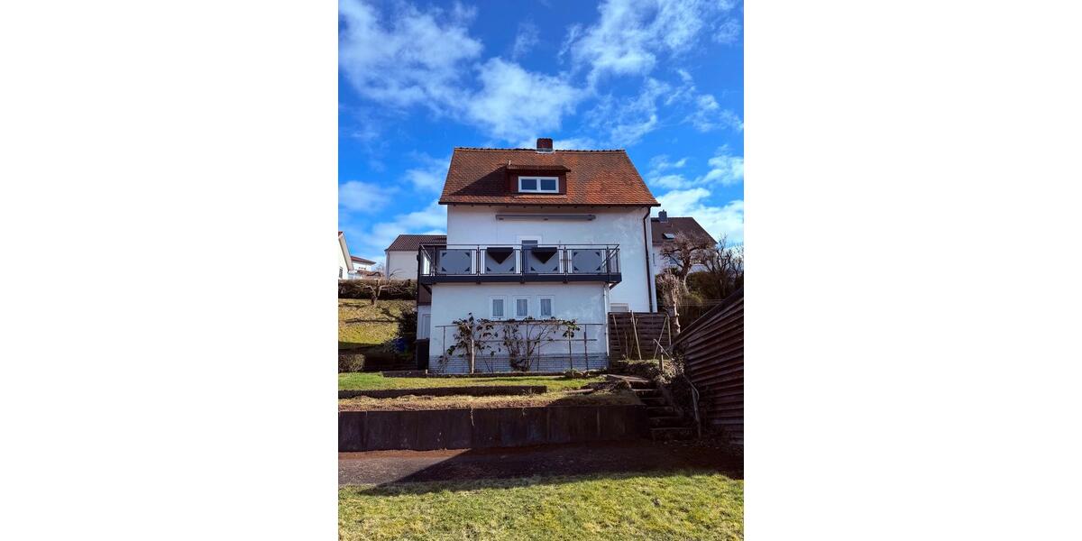 Einfamilienhaus Hünfeld - 4 Zimmer, 100 m&sup2;, 890&euro; | Angebot:26023320