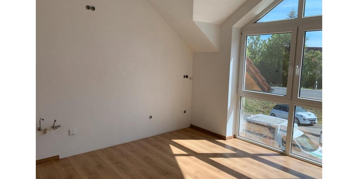 Dachgeschoßwohnung Eschlkam - 5 Zimmer, 90 m&sup2;, 650&euro; | Angebot:24286558