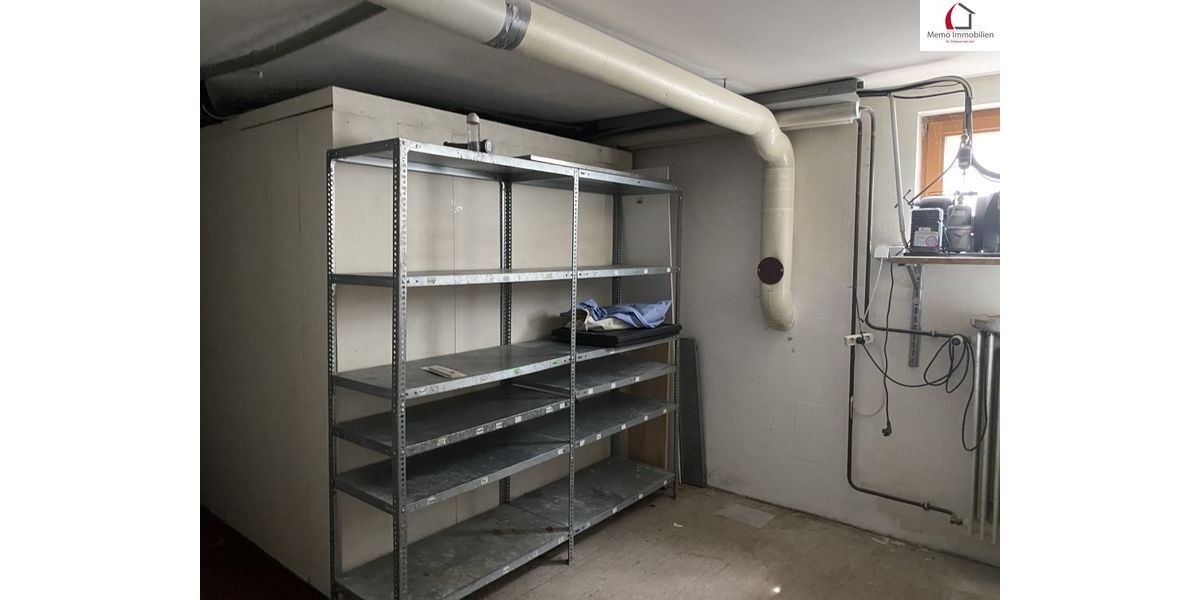 °°°° SCHNÄPPCHEN DES JAHRES 2024 : VERKAUFS,- BÜRO,- PRAXISFLÄCHE + 1,5 ZIMMER DG-WOHNUNG MIT TERRASSE°°°° - Gewerbeobjekt Karlsbad | Angebot:22699832