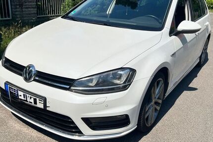 VW Golf 192.000 km 12.499 &euro; Berlin 12527