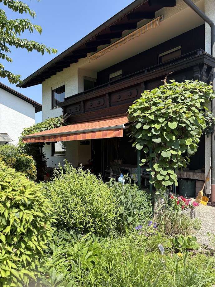 Haus zum Kaufen in Laufen 579.000 € 130 m²