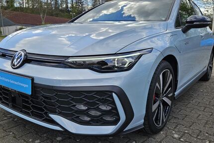 VW Golf 3.900 km 37.998 &euro; Bad Saulgau 88348