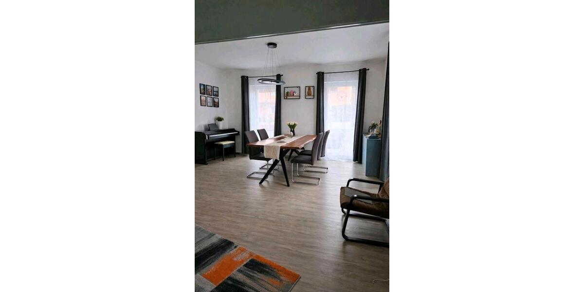 Einfamilienhaus Lisberg - 5.5 Zimmer, 140 m&sup2;, 1.150&euro; | Angebot:26041050