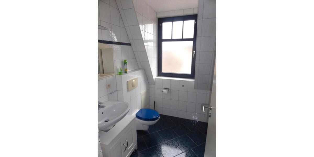 Dachgeschoßwohnung Schmalkalden - 2 Zimmer, 48 m&sup2;, 384&euro; | Angebot:25252599