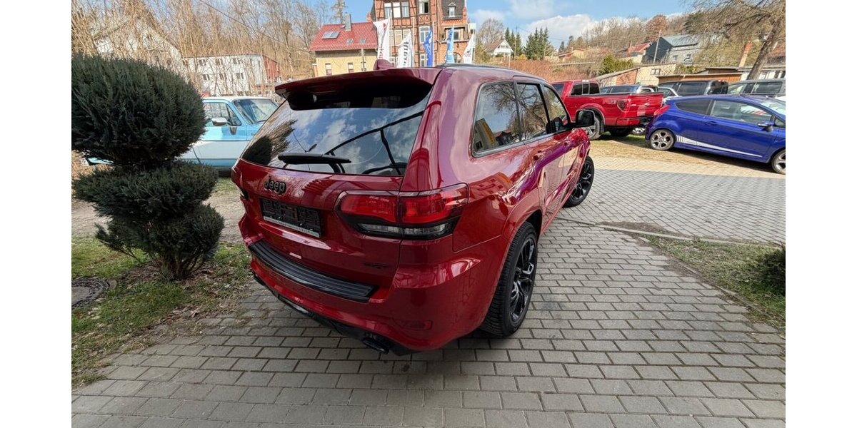 Jeep Grand Cherokee SRT 6,4 HEMI VOLLAUSSTATTUNG GRAIL 86.000 km 28.999 &euro; Rudolstadt 07407