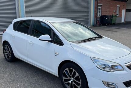 Opel Astra 160.000 km 4.900 € Ludwigsburg 71636