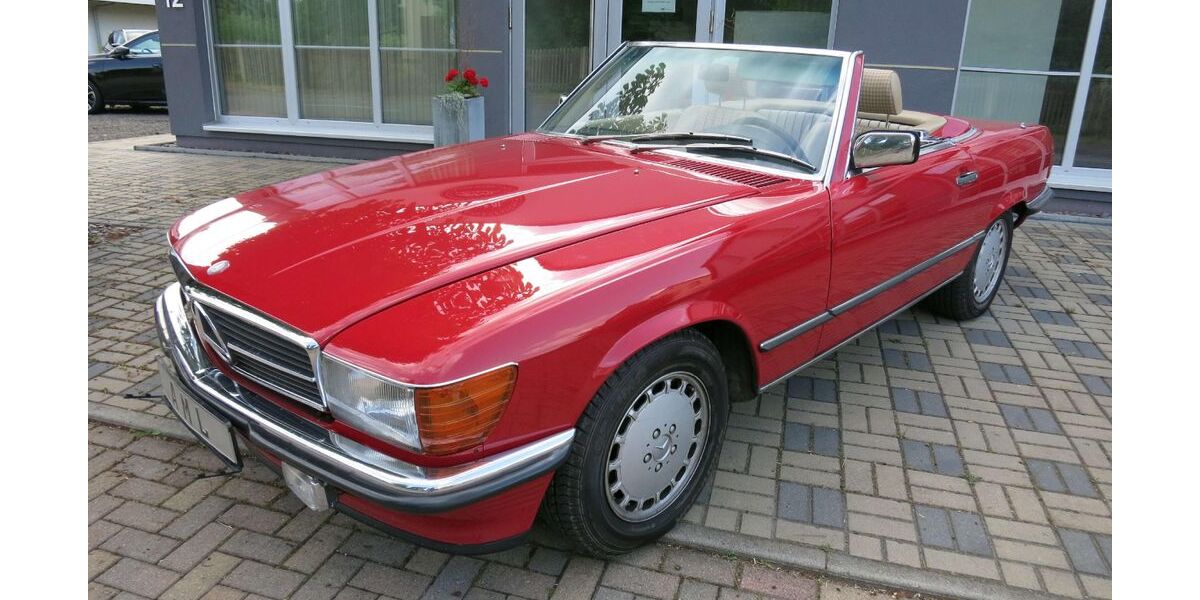 Mercedes-Benz SL 300 86.000 km 39.990 &euro; Lucka 04613