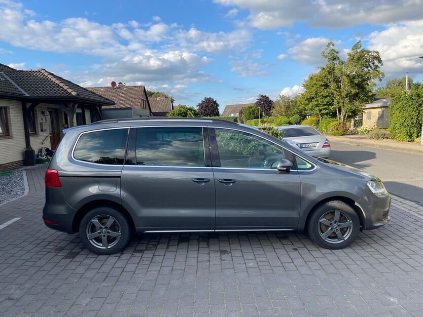 VW Sharan 133.700 km 14.500 € Stade 21680