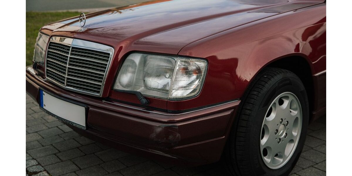 Mercedes-Benz E 300 134.725 km 25.000 &euro; Küllstedt 37359