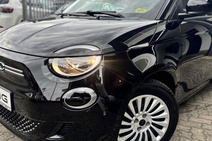 Fiat 500e 11.002 km 19.999 &euro; Berlin 13127