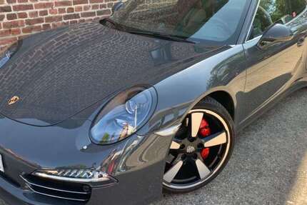 Porsche 911 48.700 km 129.911 &euro; Bad Homburg 61350