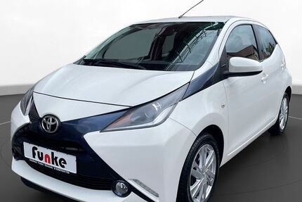 Toyota Aygo (X) 113.842 km 7.290 &euro; Gernrode 37339