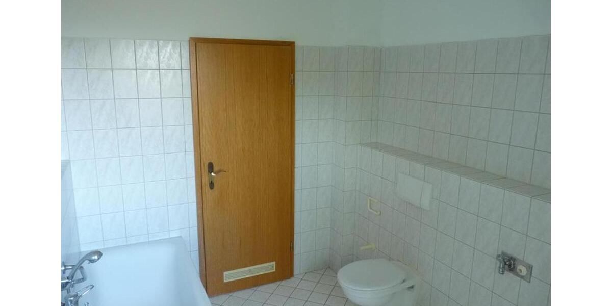 Etagenwohnung Alsleben (Saale) - 3 Zimmer, 83 m&sup2;, 415&euro; | Angebot:23407773