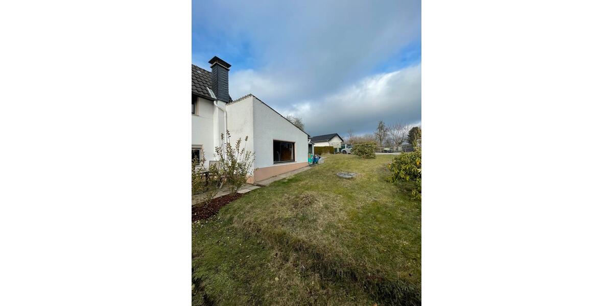 Einfamilienhaus Hennef (Sieg) - 2 Zimmer, 60 m&sup2;, 128.000&euro; | Angebot:27119870