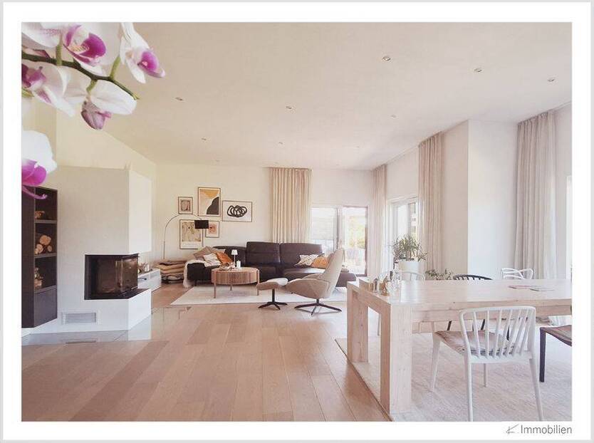 Ein Haus - ein Lebensgefühl - Bungalow BJ 2020 - Blick in die Auenwiese - zwei Bäder - große Terrasse - hohe Räume