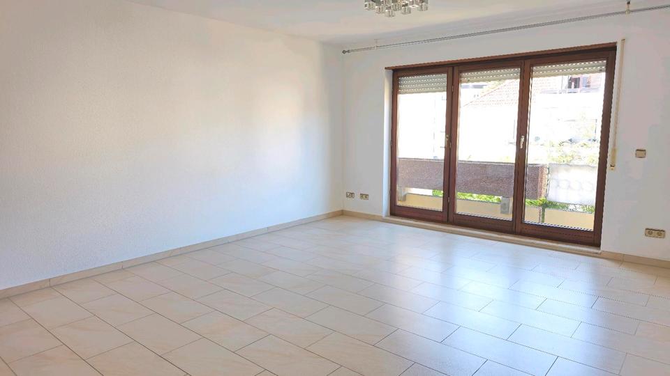 Etagenwohnung Leimen - 3 Zimmer, 98 m&sup2;, 1.200&euro; | Angebot:25298775