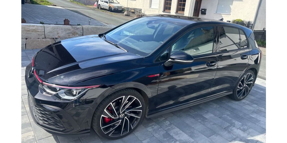 VW Golf 64.280 km 26.900 &euro; Dillenburg 35685