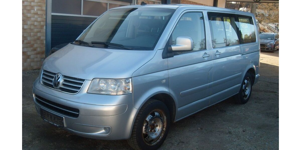 VW T5 Transporter 350.000 km 5.350 &euro; Waldsassen 95652