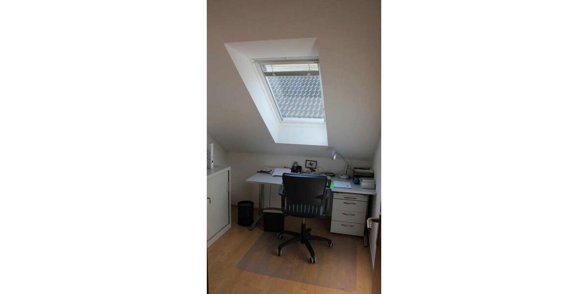 Dachgeschoßwohnung Garbsen - 2.5 Zimmer, 59 m&sup2;, 169.000&euro; | Angebot:24707167